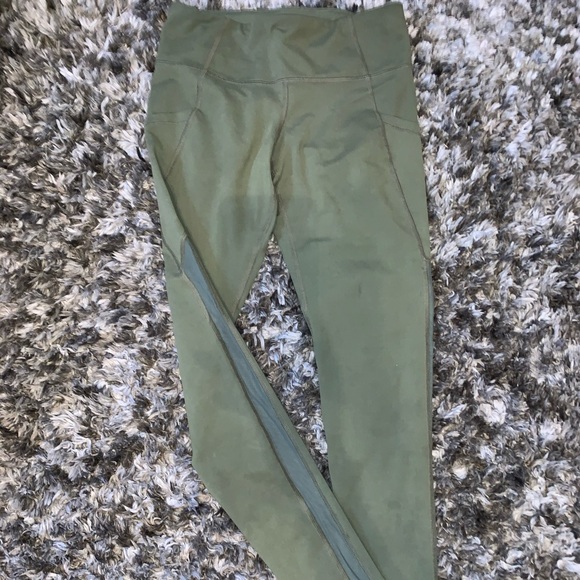 Old Navy Mesh Panel Leggings - Picture 1 of 2